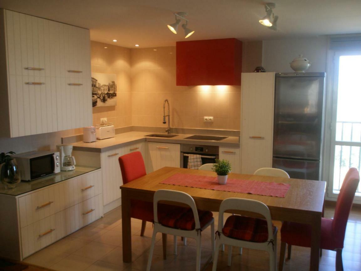 Bienvenidos A Vuestra Casa! Apartment Sansoain Ngoại thất bức ảnh